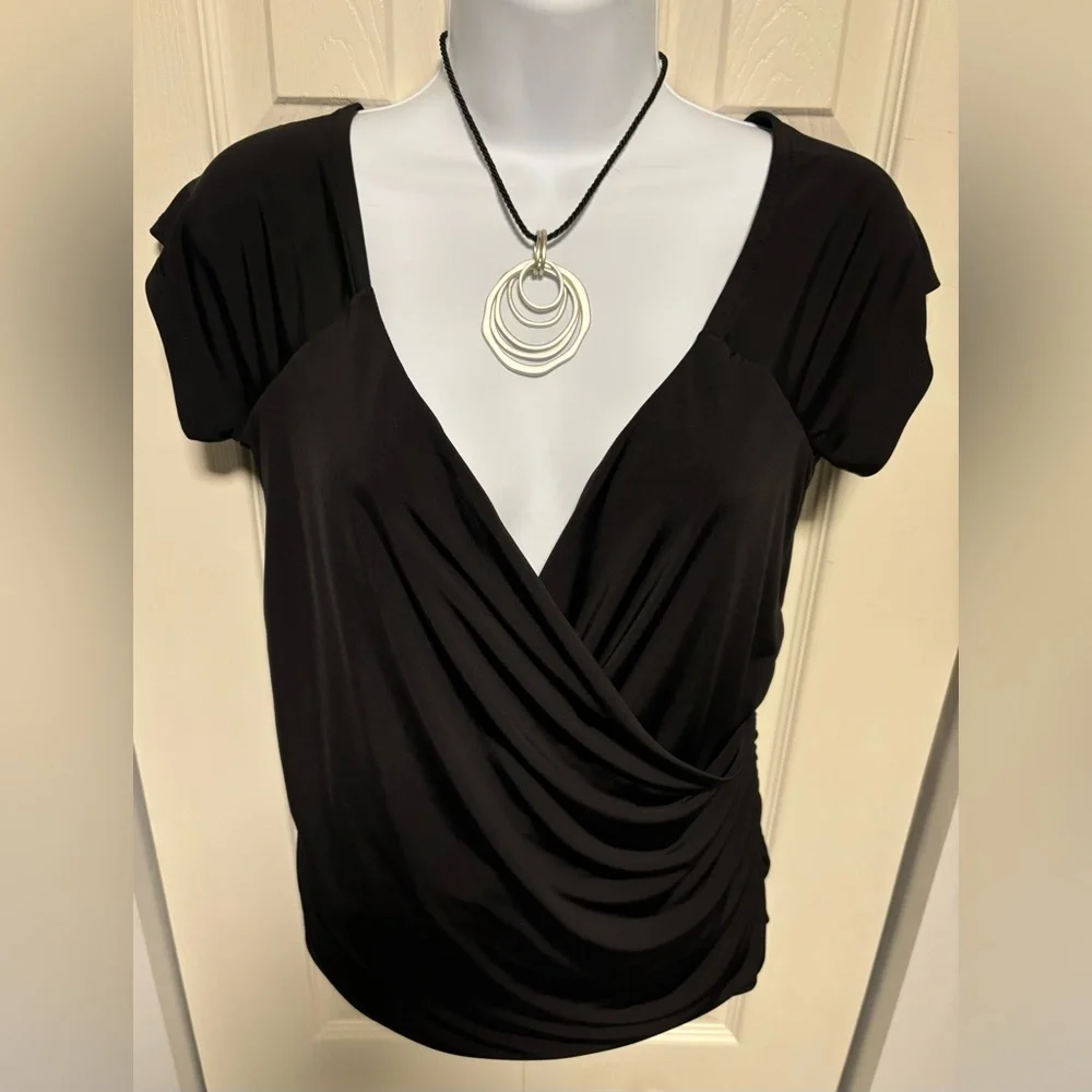 EXPRESS Black Body Contour V-Neck Top